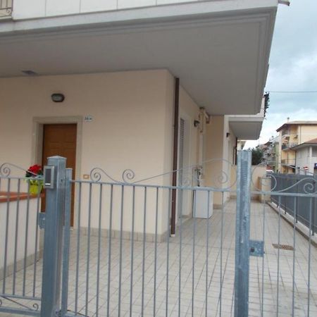 Appartamento Piano Terra San Benedetto del Tronto Dış mekan fotoğraf